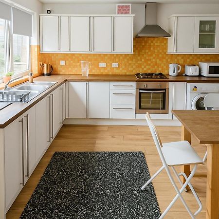 Beautiful House In The Heart Of A Golf Course. Apartment Manchester Bagian luar foto