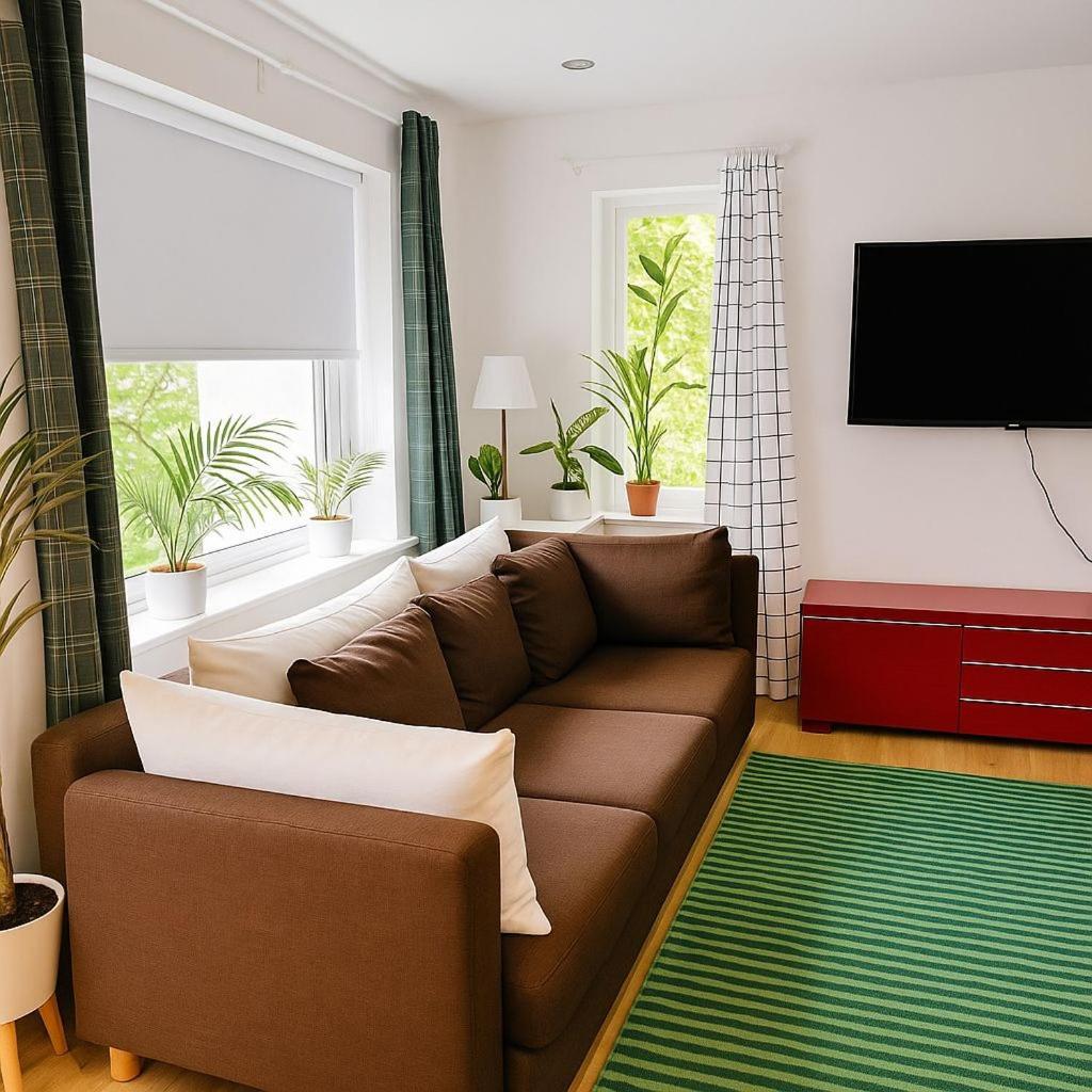 Beautiful House In The Heart Of A Golf Course. Apartment Manchester Bagian luar foto
