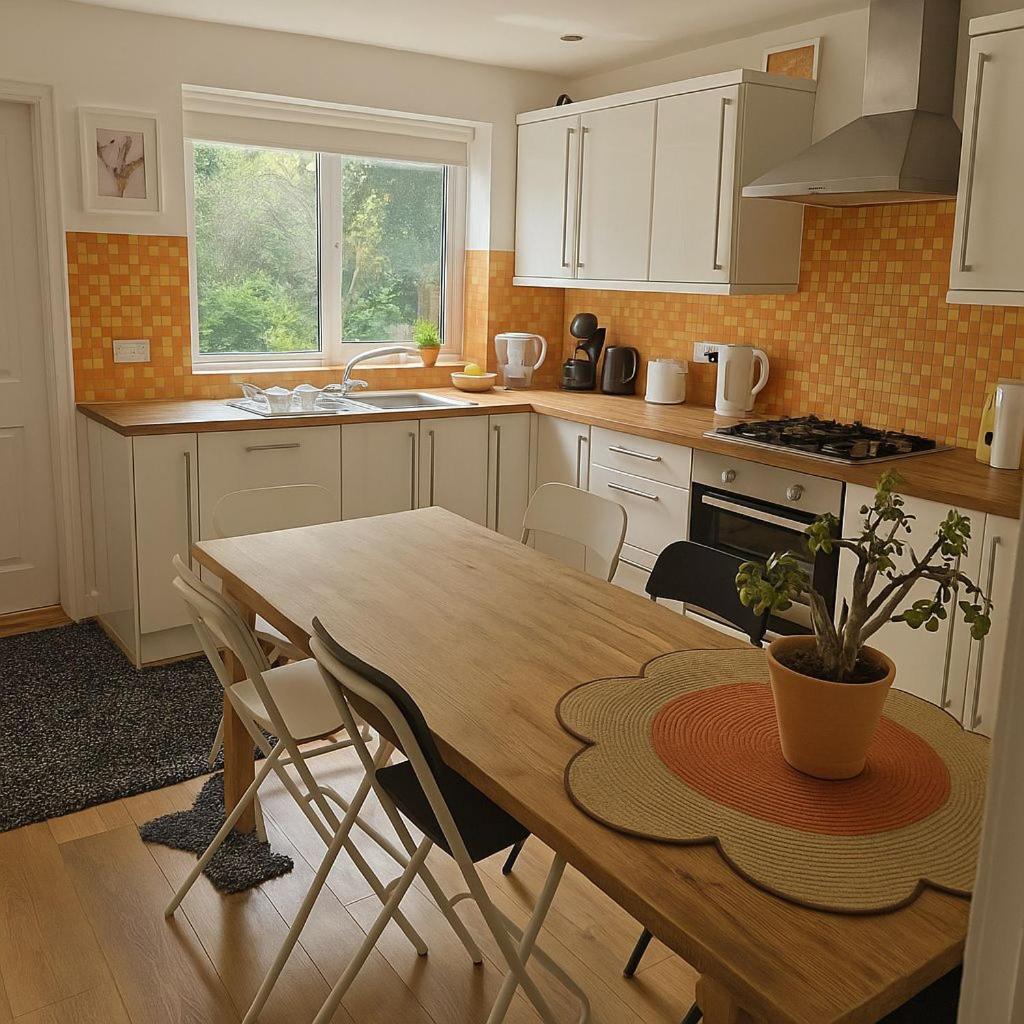 Beautiful House In The Heart Of A Golf Course. Apartment Manchester Bagian luar foto